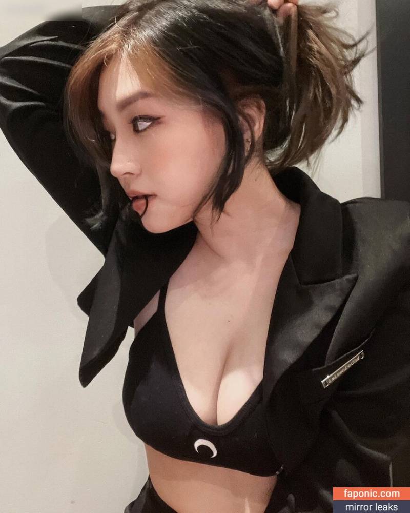 Aikuros aka Hyoon Nude Leaks OnlyFans - #7