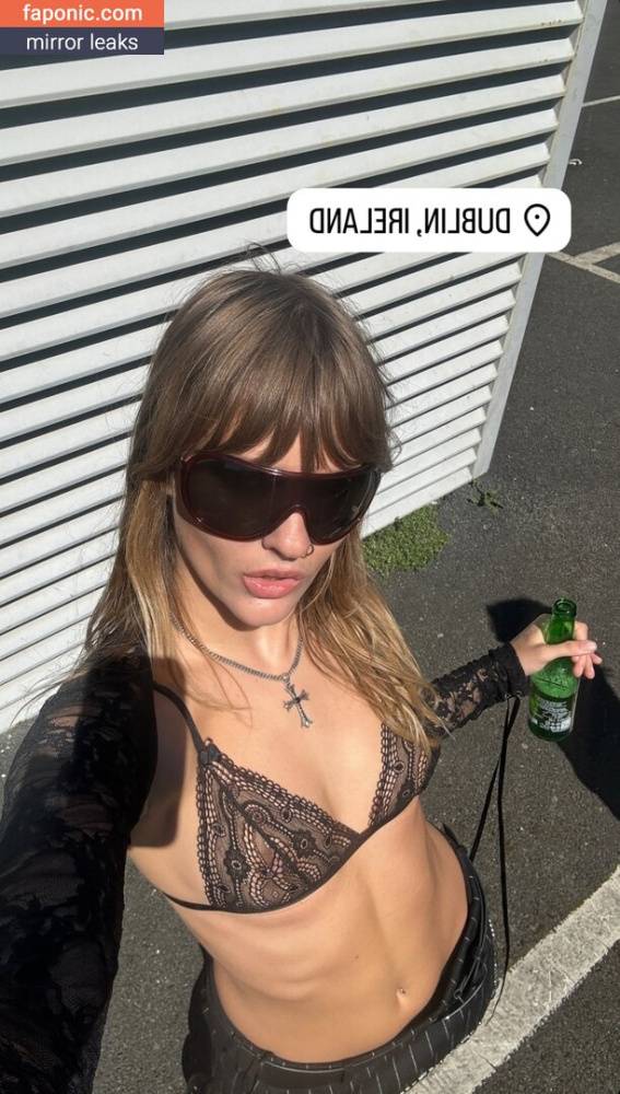 Maneskin bassist aka Victoria De Angelis aka vicdeangelis Nude Leaks - #4