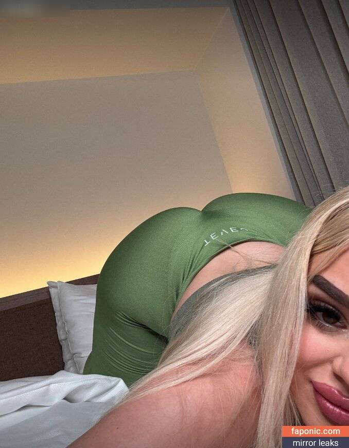 Yolosi aka yolosiiii Nude Leaks OnlyFans - #1