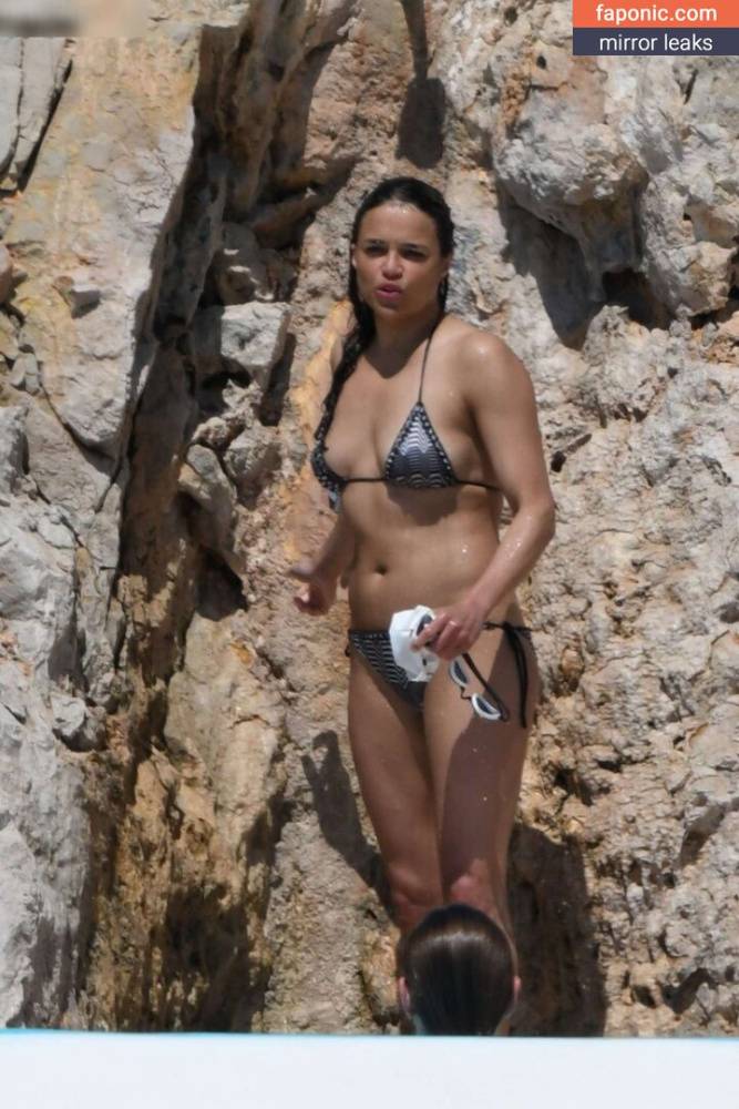 MRodOfficial aka Michelle Rodríguez Nude Leaks - #2