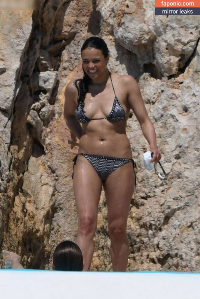 MRodOfficial aka Michelle Rodríguez Nude Leaks - #12