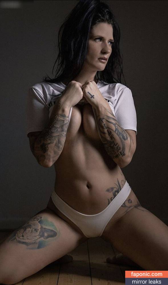 bella_vita88 aka i.n.k.e.d_b.e.l.l.a aka inked_bella88 Nude Leaks OnlyFans - #12