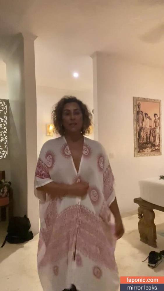 Saira Khan aka iamsairakhan aka sairasbum Nude Leaks - #20