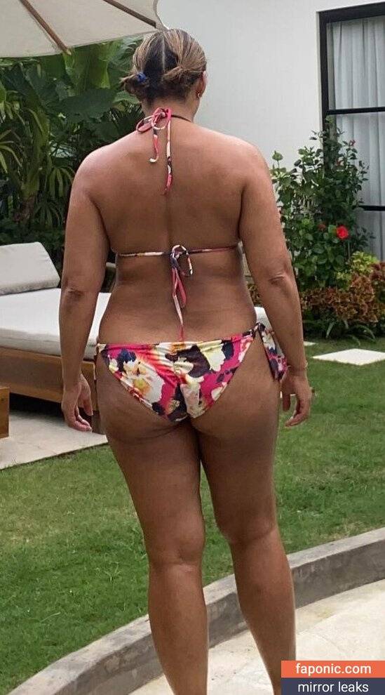 Saira Khan aka iamsairakhan aka sairasbum Nude Leaks - #14