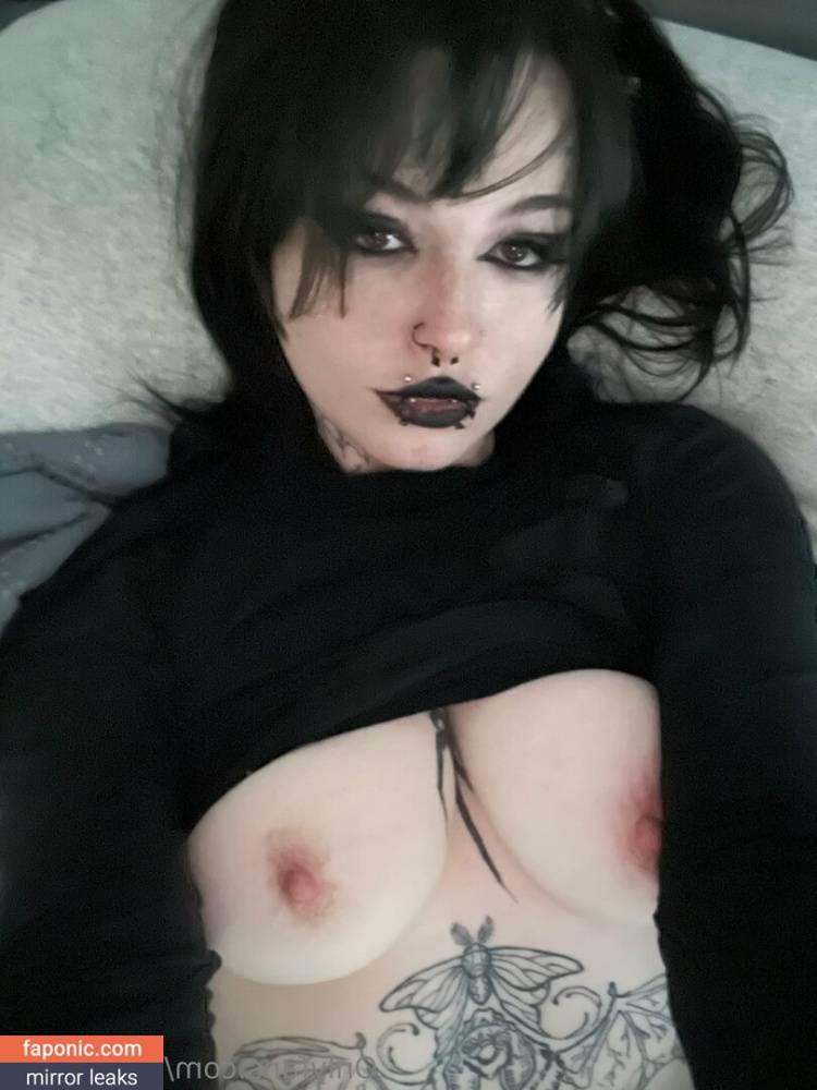 HotGothMlf aka yourhotm.lf aka yourhotmlf Nude Leaks OnlyFans - #12