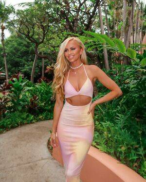 Danielle Moinet / DanielleMoinet / Summer Rae Nude Leaks - Fapello - #21