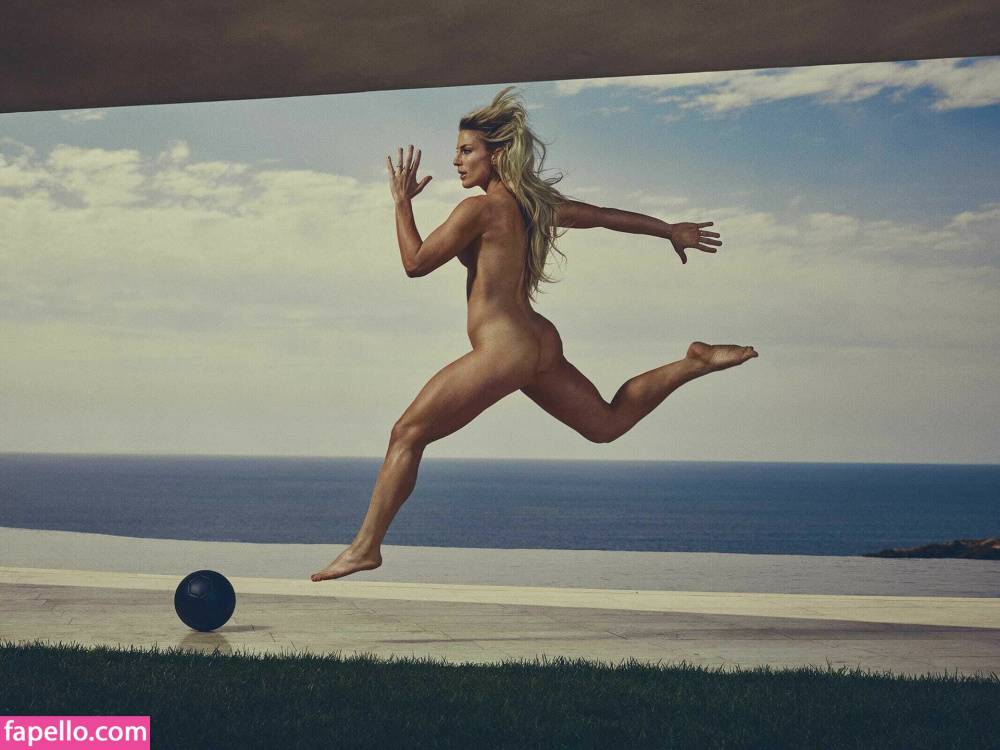 Julie Ertz / julieertz Nude Leaks OnlyFans - TheFap - #18