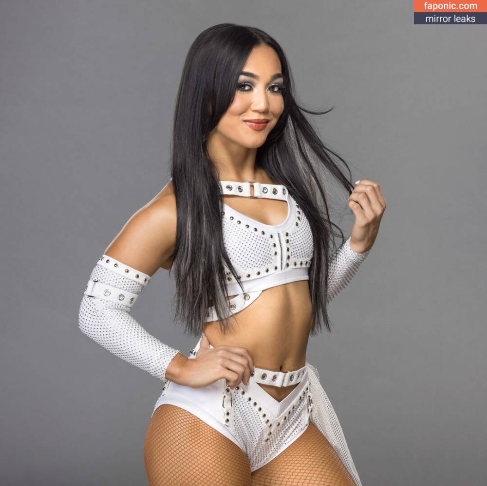 Rok-C - WWE NXT aka Roxanne Perez aka roxanne_wwe Nude Leaks - #10