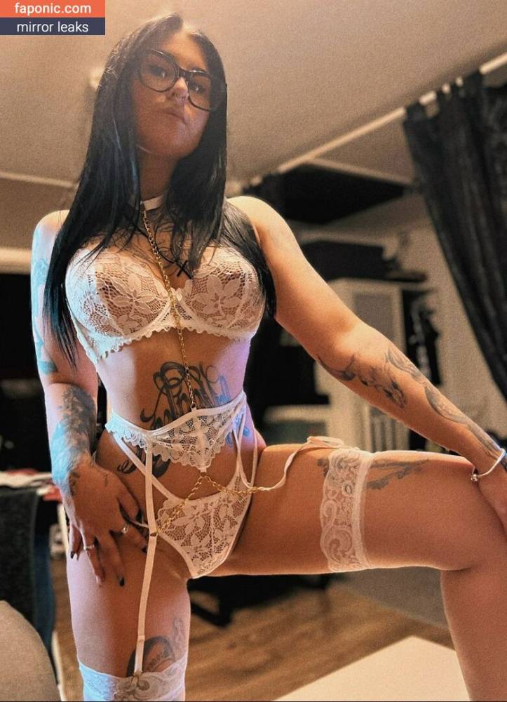 Sinnerella aka Sinnerella666 aka sinderellahot Nude Leaks OnlyFans/Patreon - #17