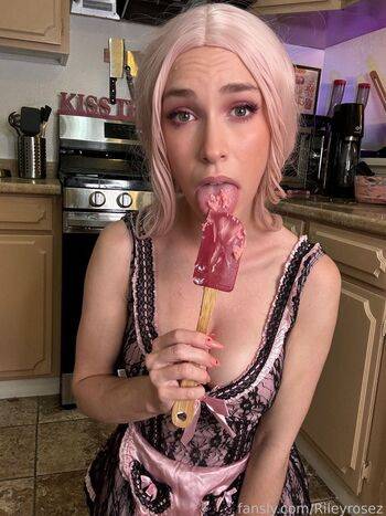 Rileyrosez Leaked Nude OnlyFans - #1