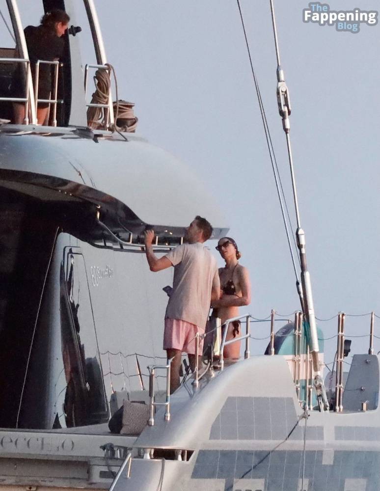 Paris Hilton Enjoys a Summer Break on a Luxury Yacht in Saint Tropez (53 Photos) - #22