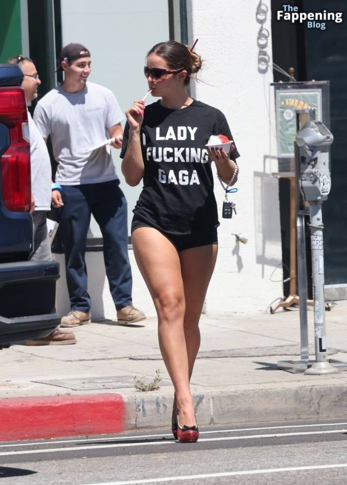 Addison Rae Rocks Bold “Lady Gaga” Tee and Red Heels in Los Angeles (27 Photos) - #22