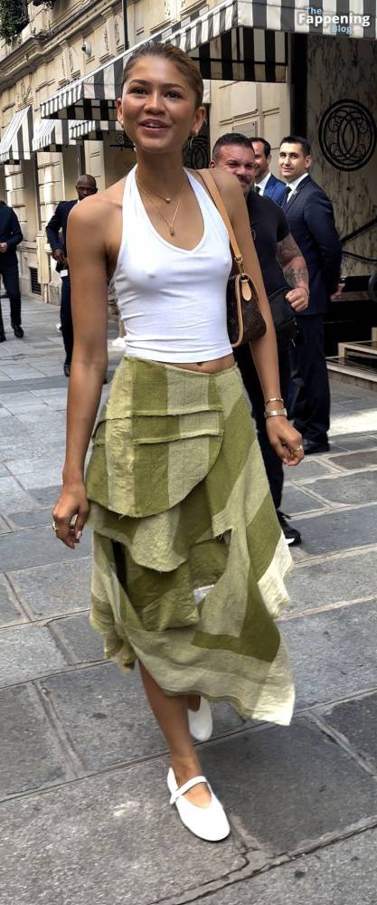 Zendaya Goes Bralessin Paris (30 Photos) - #4