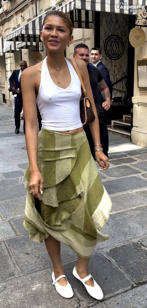 Zendaya Goes Bralessin Paris (30 Photos) - #28