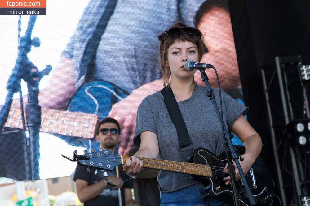 Angel Olsen aka angelolsen aka angelolsenmusic Nude Leaks OnlyFans - #2