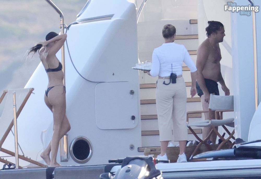 Vittoria Ceretti Displays Her Sexy Butt on a Yacht in Sardinia (49 Photos) - #22