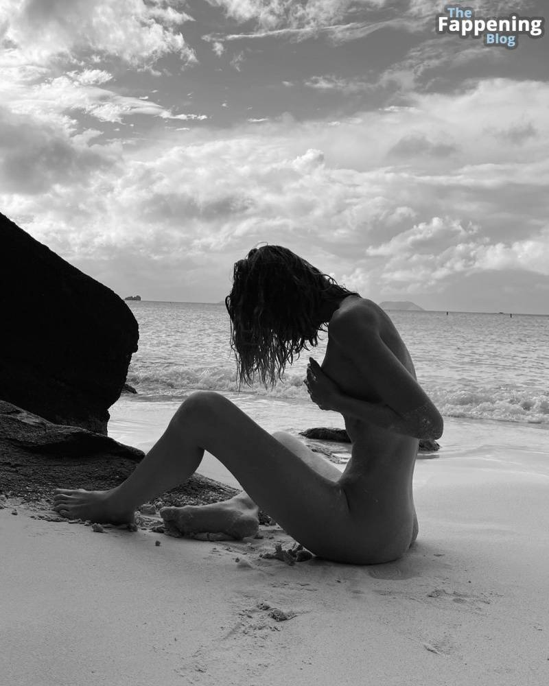 Elsa Hosk Poses Naked on the Beach (12 Photos + Video) - #4