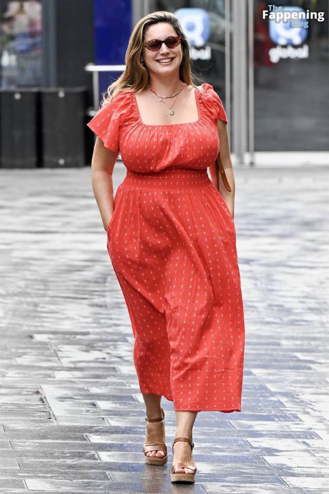 Kelly Brook Shows Off Her Assets in a Red Dress in London (34 Photos) - #12