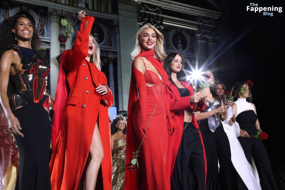 Kendall Jenner Stuns in Red During L’Oreal Spring/Summer 2025 Show (91 Photos) - #25