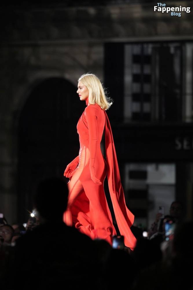 Kendall Jenner Stuns in Red During L’Oreal Spring/Summer 2025 Show (91 Photos) - #11