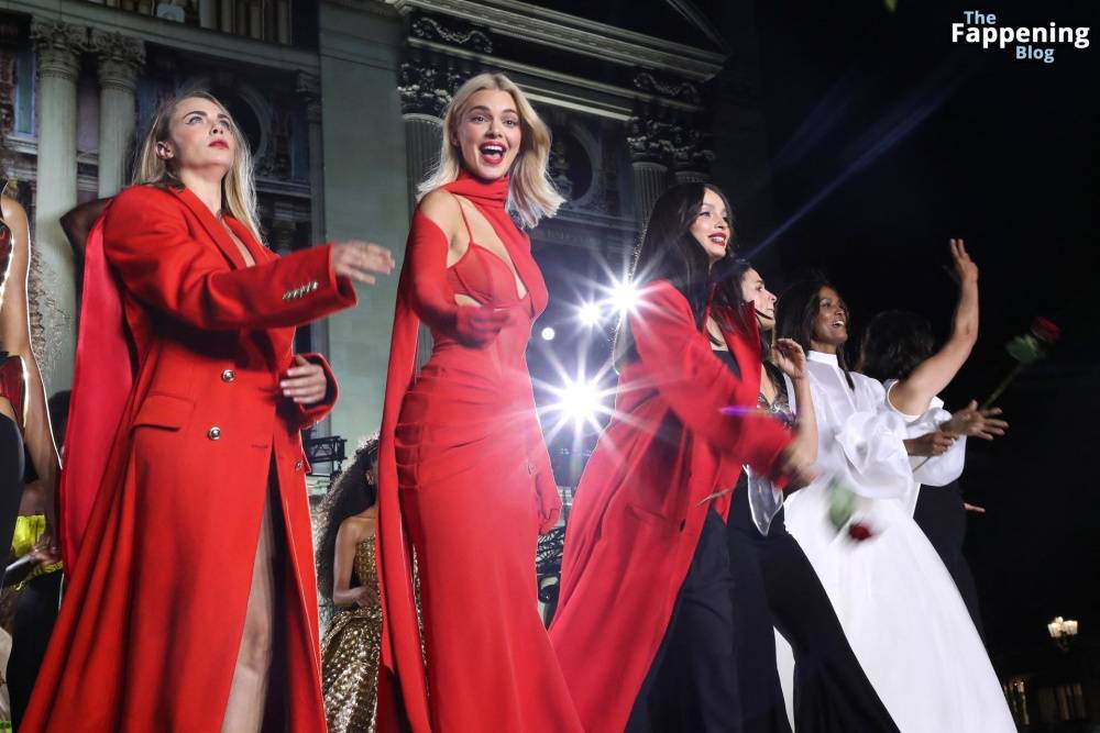 Kendall Jenner Stuns in Red During L’Oreal Spring/Summer 2025 Show (91 Photos) - #26