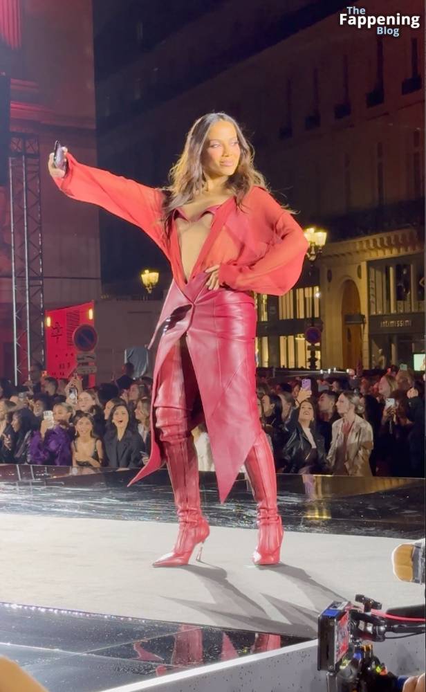 Anitta Looks Hot on the Catwalk at the L’Oréal Fashion Show During Paris Fashion Week (38 Photos) - #8