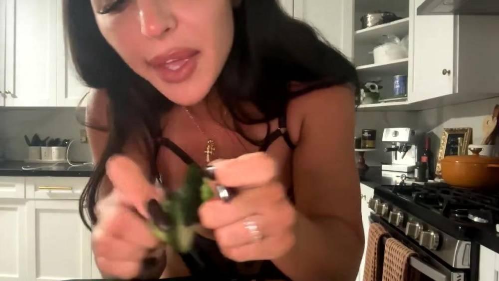 Emily Rinaudo Lingerie Kitchen Livestream OnlyFans Video Leaked - #20