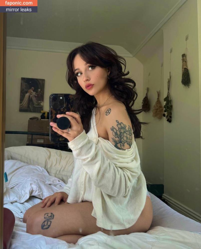 Lavlitt aka Lavlunee aka g0atgirl aka kellymchavez aka lavluneee Nude Leaks OnlyFans/Patreon - #8