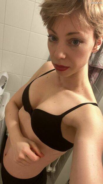 Die wilde Veganerin / Militante Veganerin / Raffaela Raab / diemilitanteveganerin Leaked Nude OnlyFans - #2