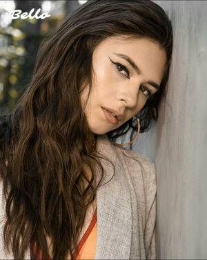 Nicole Maines / nicoleamaines Nude Leaks - Fapello - #9