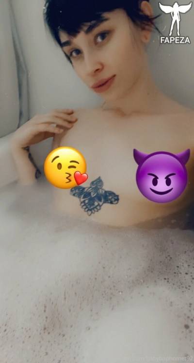 Babybaphomet92 / babybaphomet92 Nude Leaks OnlyFans - TheFap - #9