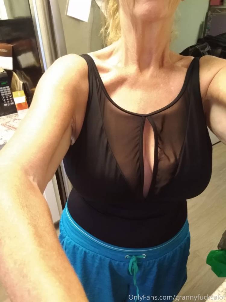 grannyfuxalot [ grannyfuxalot ] OnlyFans leaked photos on Hotleaks.tv - #1