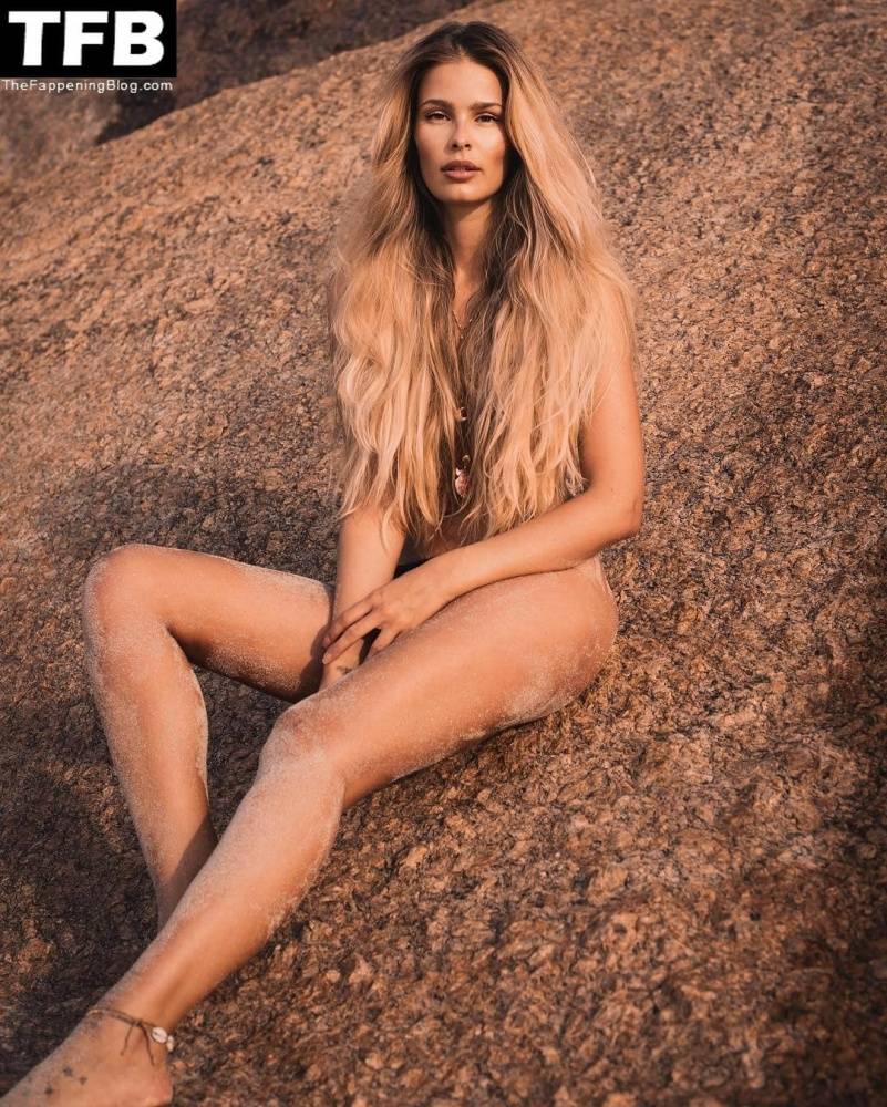Yasmin Brunet Nude & Sexy Collection - #main