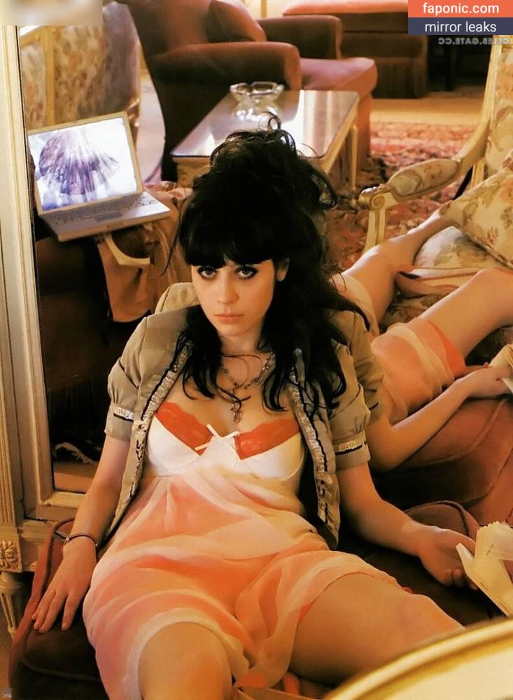 Zooey Deschanel aka zooeydeschanel Nude Leaks - #main