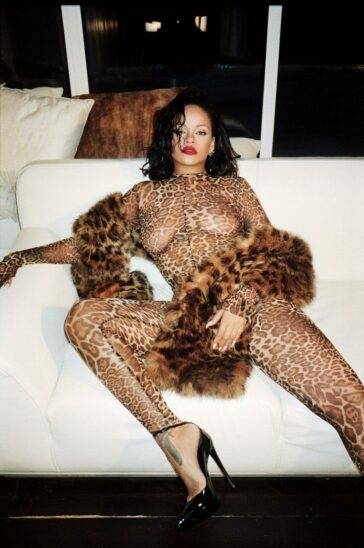 Rihanna Nude Modeling Photoshoot Set Leaked - Barbados on modeladdicts.com