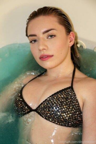 Dinglederper Sexy Bath Time Onlyfans Leaked on modeladdicts.com