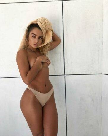Sommer Ray Sexy Pictures on modeladdicts.com