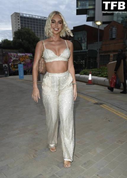 Cheyenne Kerr Arrives at the Rose Riviera Fashion Event in Manchester