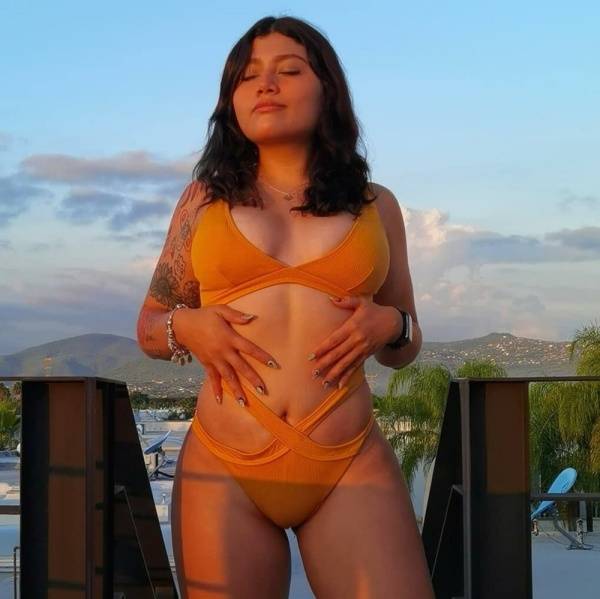 Maria Asmr (mariaasmr) Nude OnlyFans Leaks (17 Photos) on modeladdicts.com