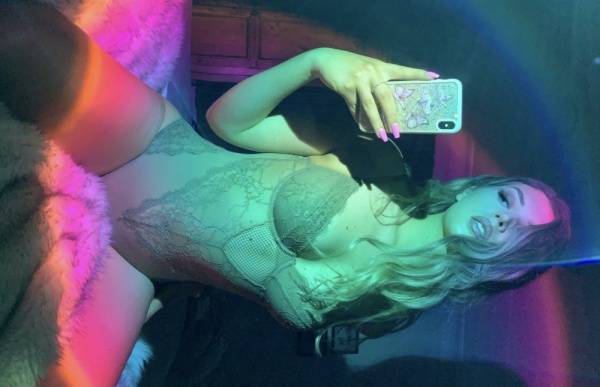Sammys_Vanity (sammystopia) Nude OnlyFans Leaks (5 Photos) on modeladdicts.com