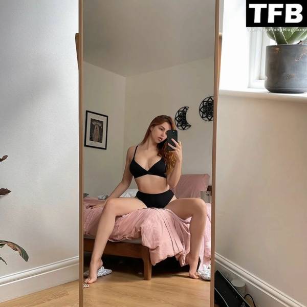 Sophia Blake Nude & Sexy Collection