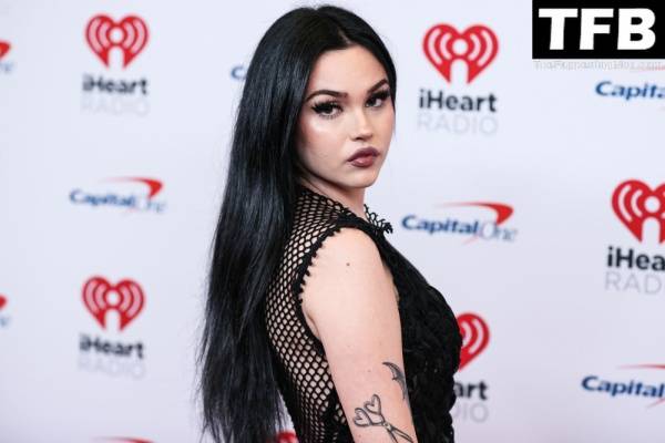 Maggie Lindemann Flaunts Her Sexy Legs & Tits at the iHeartRadio Music Festival on modeladdicts.com