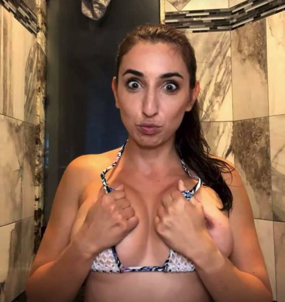 Christina Khalil Livestream Nipple Slip Onlyfans Video Leaked on modeladdicts.com