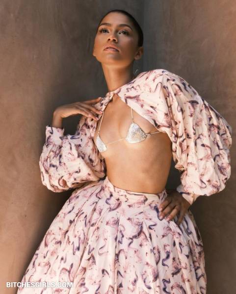 Zendaya Nude Celebrities - Celebrities Leaked Photos on modeladdicts.com