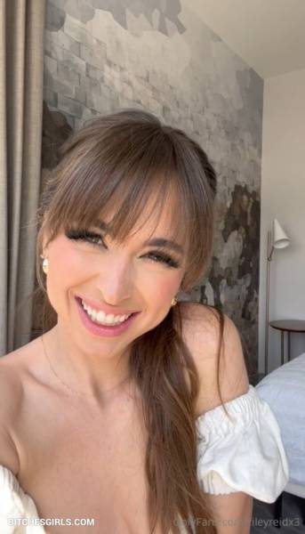Riley Reid Pornstar Photos For Free - Letrileylive Onlyfans Leaked Naked Pics on www.modeladdicts.com