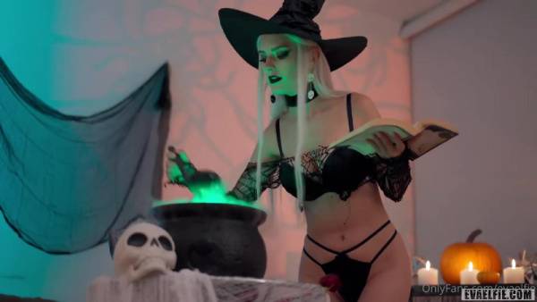 Eva Elfie Blowjob Witch Cosplay OnlyFans Video Leaked on www.modeladdicts.com