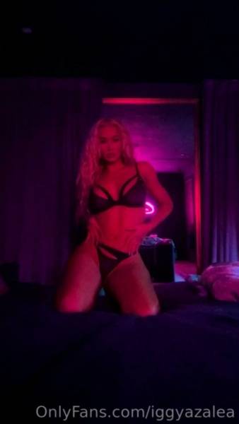 Iggy Azalea Sexy Lingerie Tease Onlyfans Video Leaked on modeladdicts.com