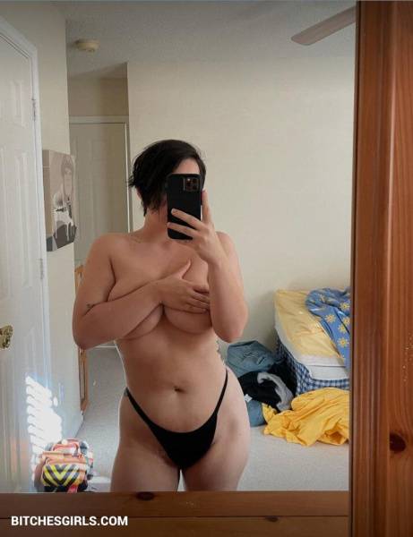 Beebinch Big Tits Curvy Girl - M4Stiff Onlyfans Leaked Photos on modeladdicts.com