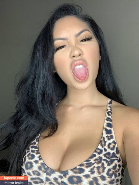 Marie Madore aka marie_madore Nude Leaks OnlyFans on modeladdicts.com