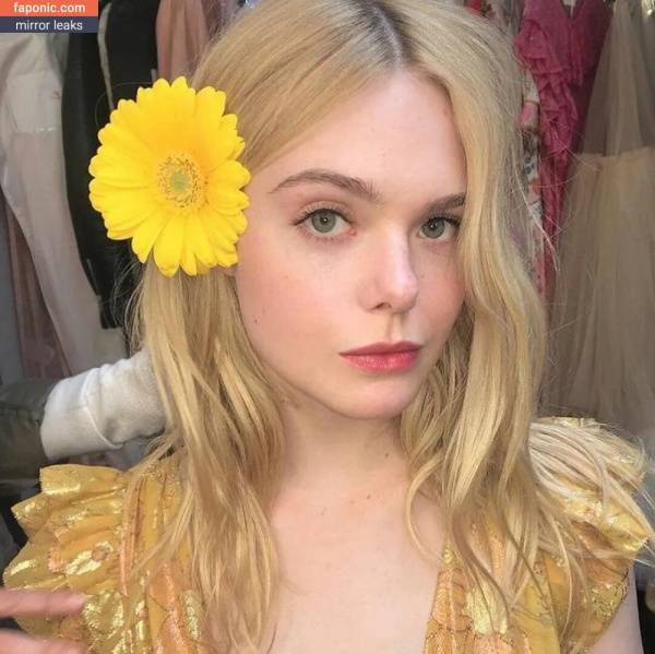 Elle Fanning aka ellefanning Nude Leaks on modeladdicts.com